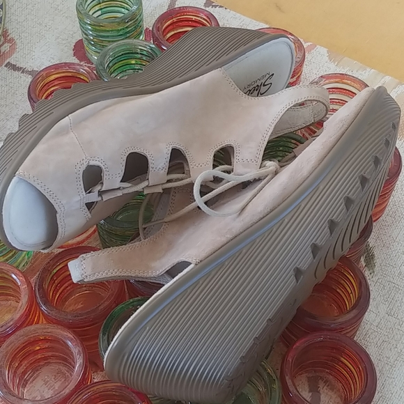 SKECHERS MEMORY FOAM - Picture 6 of 8